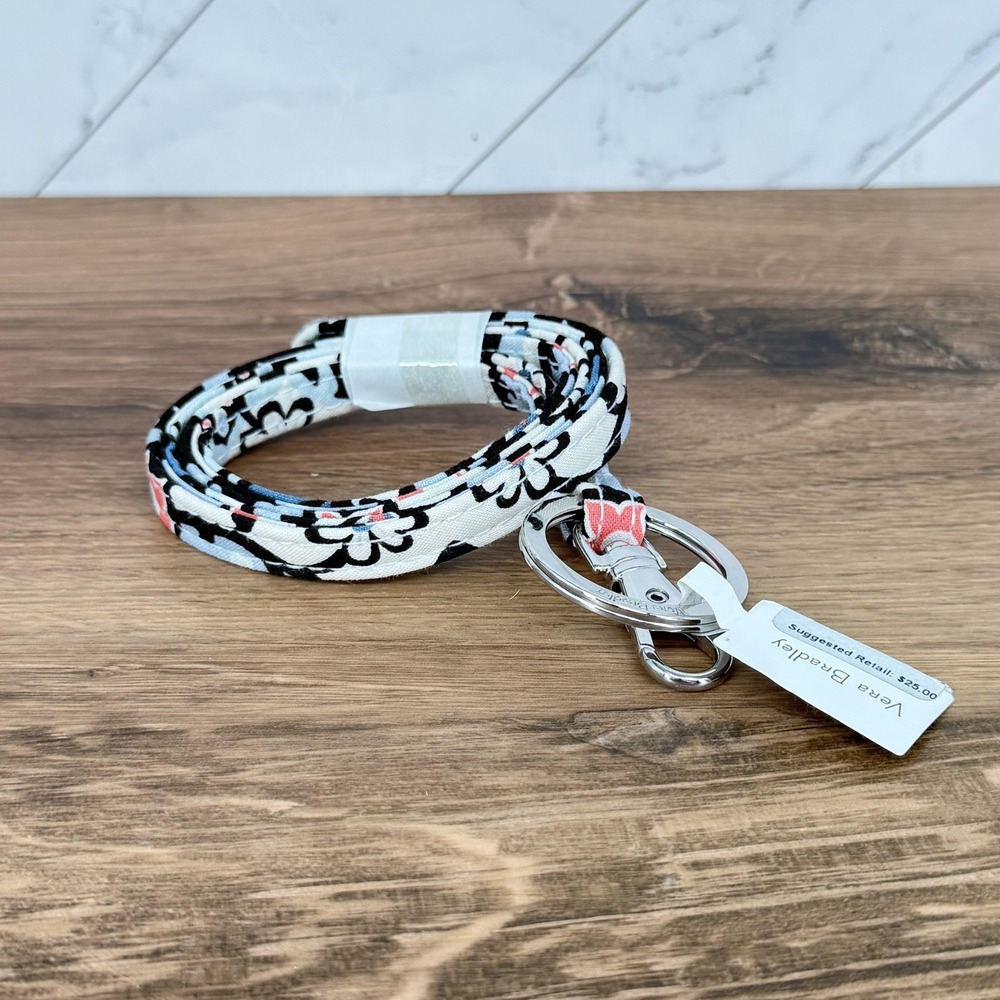 Vera‎ Bradley Lanyard Lisbon Medallion Key Ring ID Holder New with Tags